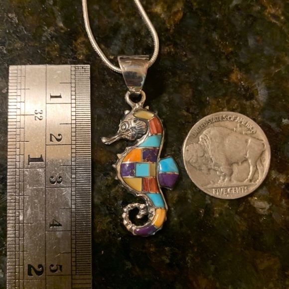 🌷NWT Block inlay seahorse pendant - Picture 6 of 8